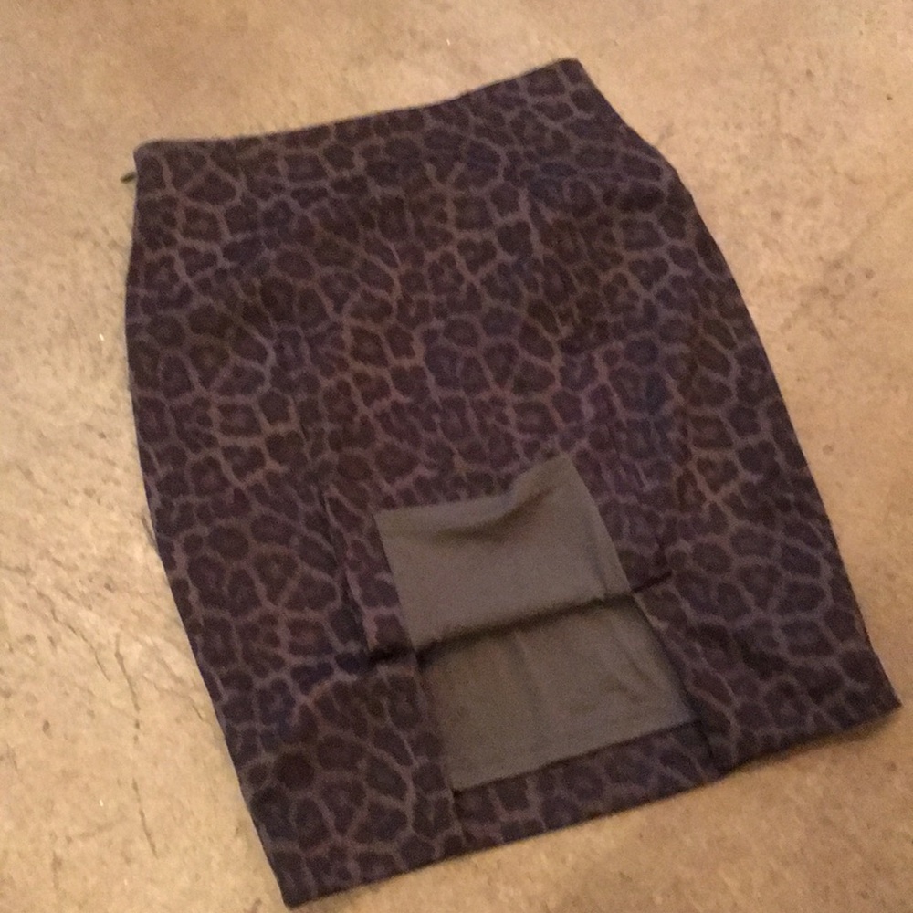 Michael Michael Kors pencil skirt 🐯 - Picture 4 of 7
